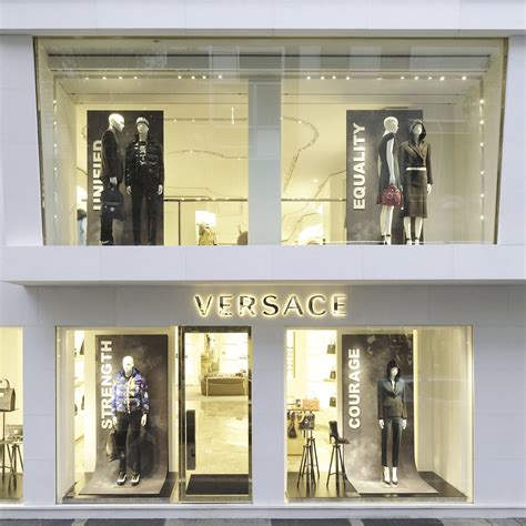 versace laden frankfurt|Versace .